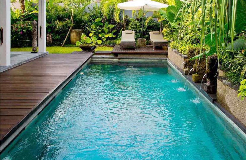 Bagaimana Kolam Renang Anda tetap Jernih dan Bersih